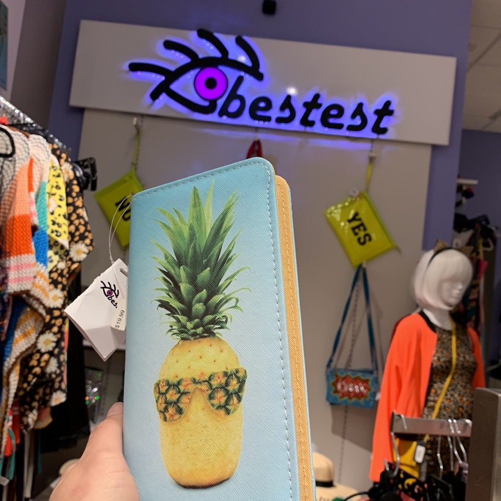 Pineapple Wallet